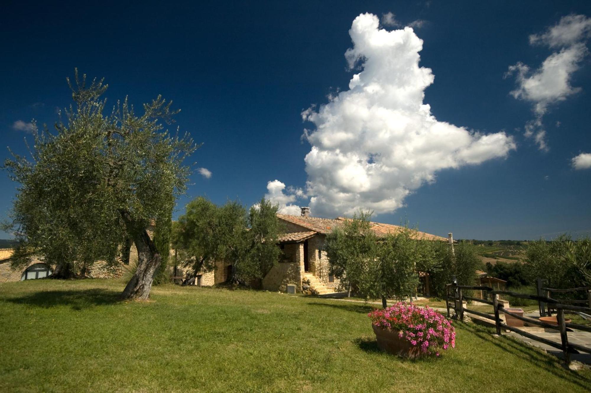 Tenuta Decimo - Il Borgo Di Mariano San Gimignano Exterior photo