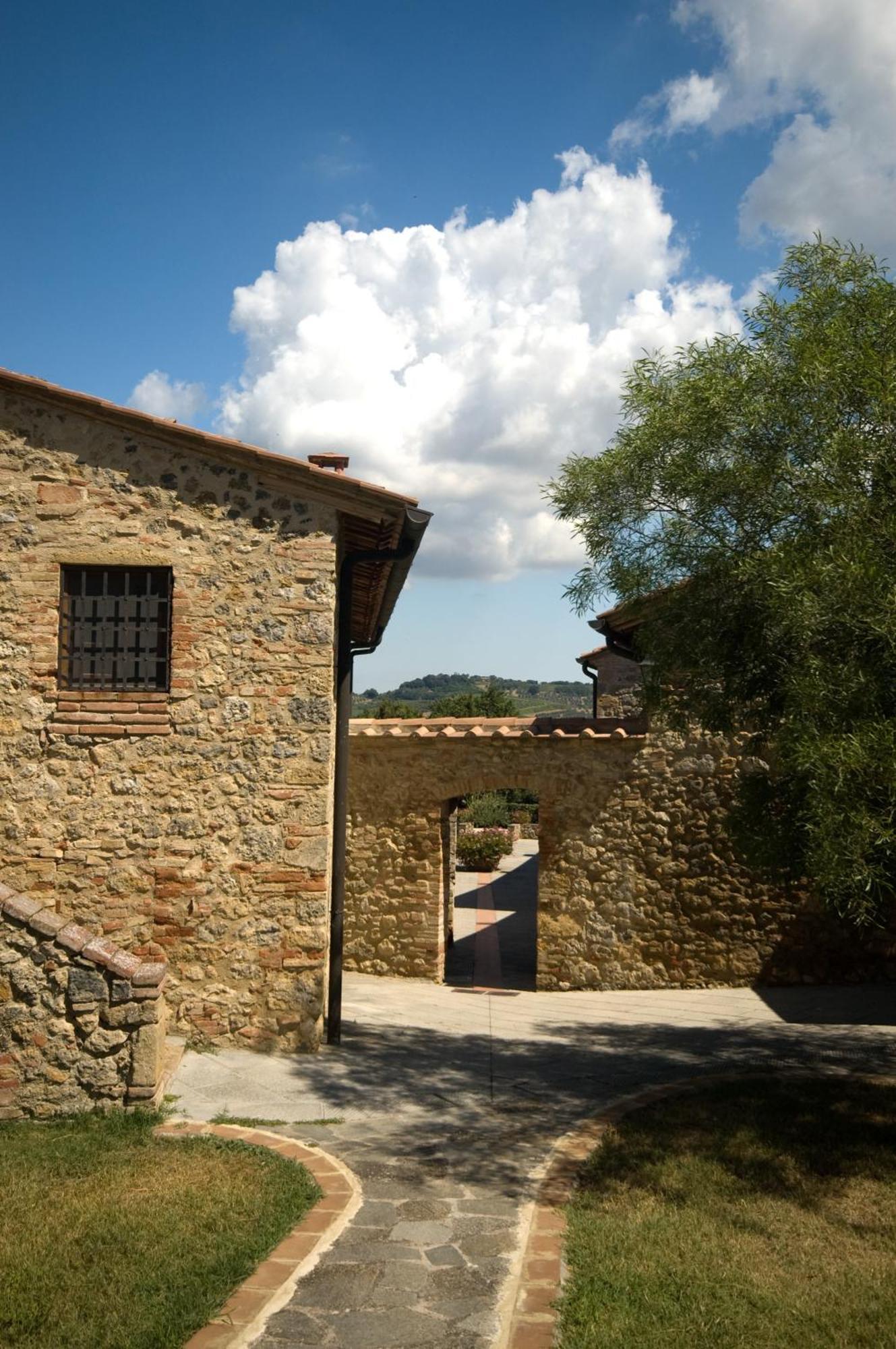Tenuta Decimo - Il Borgo Di Mariano San Gimignano Exterior photo